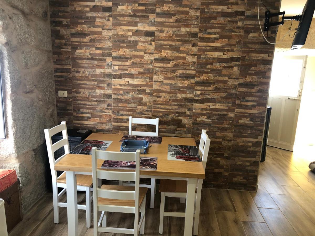 Precioso Apartamento Fina La Caprichosa En Centro De Mondariz Extérieur photo