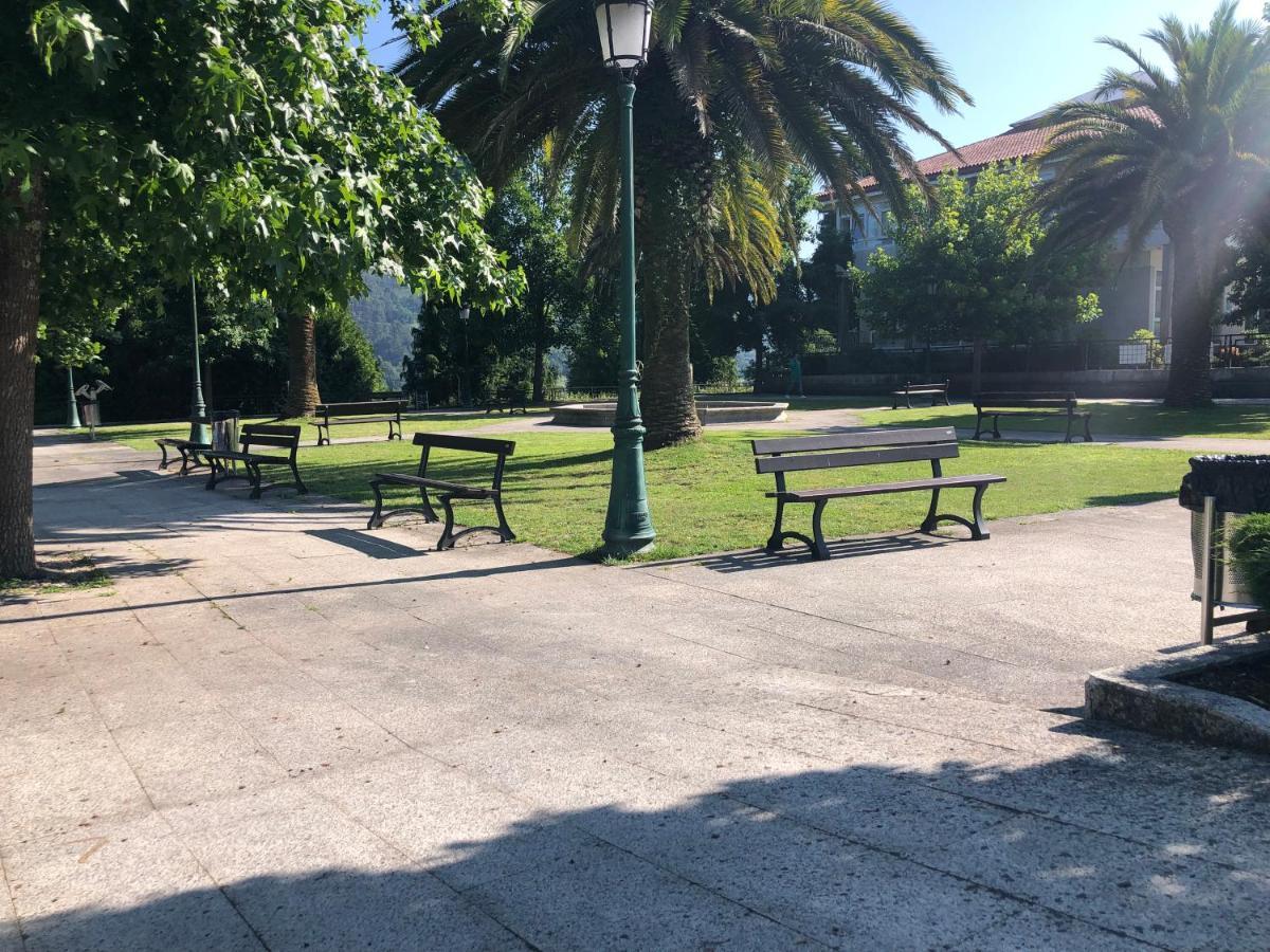 Precioso Apartamento Fina La Caprichosa En Centro De Mondariz Extérieur photo