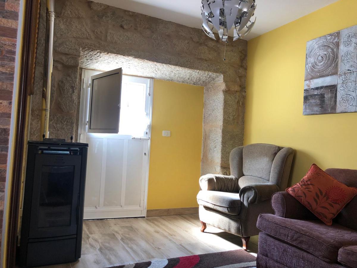 Precioso Apartamento Fina La Caprichosa En Centro De Mondariz Extérieur photo
